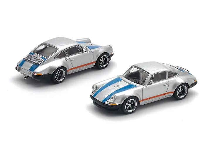 (Preorder) Singer Silver/Blue 1