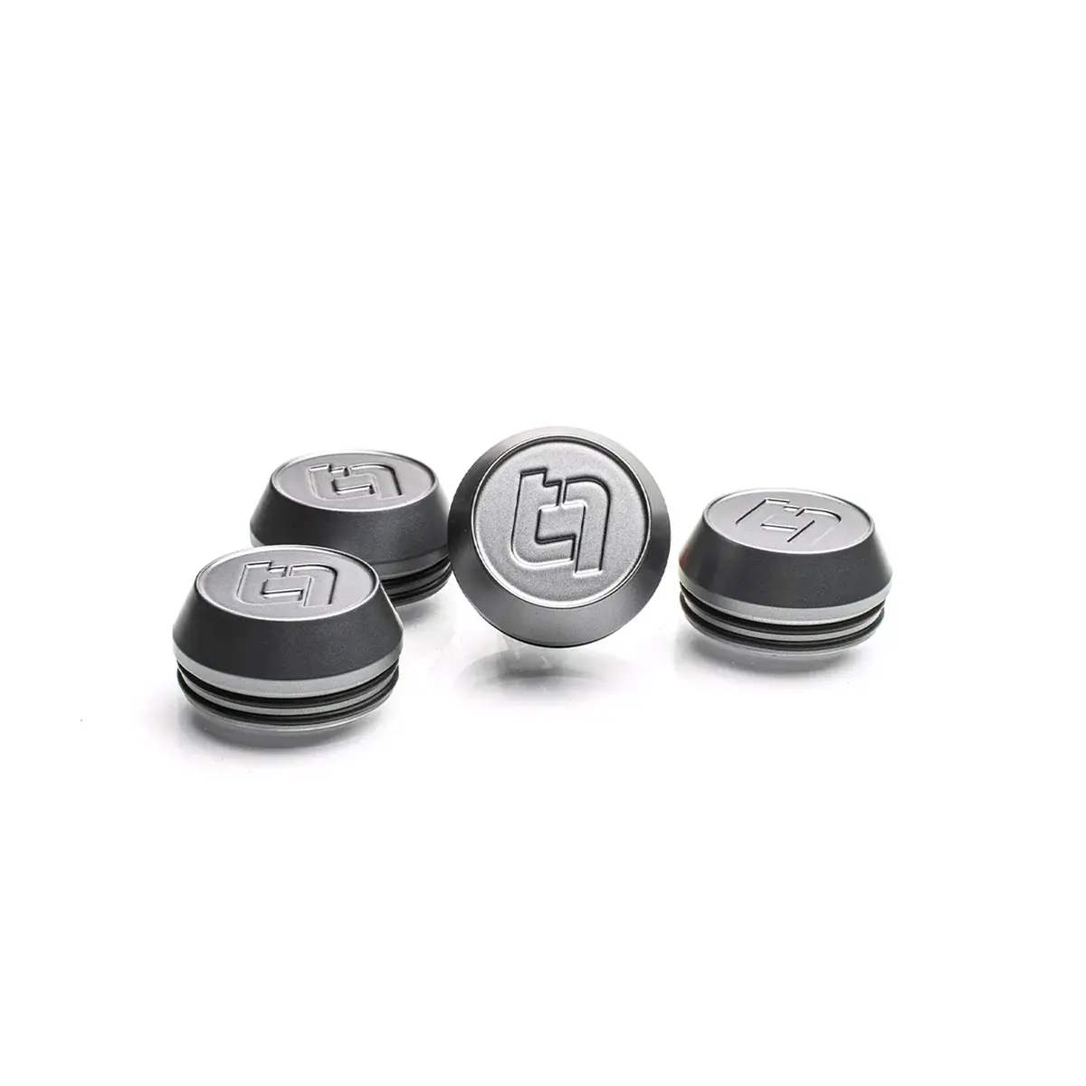 Titan 7 | Tall Centre Cap 1